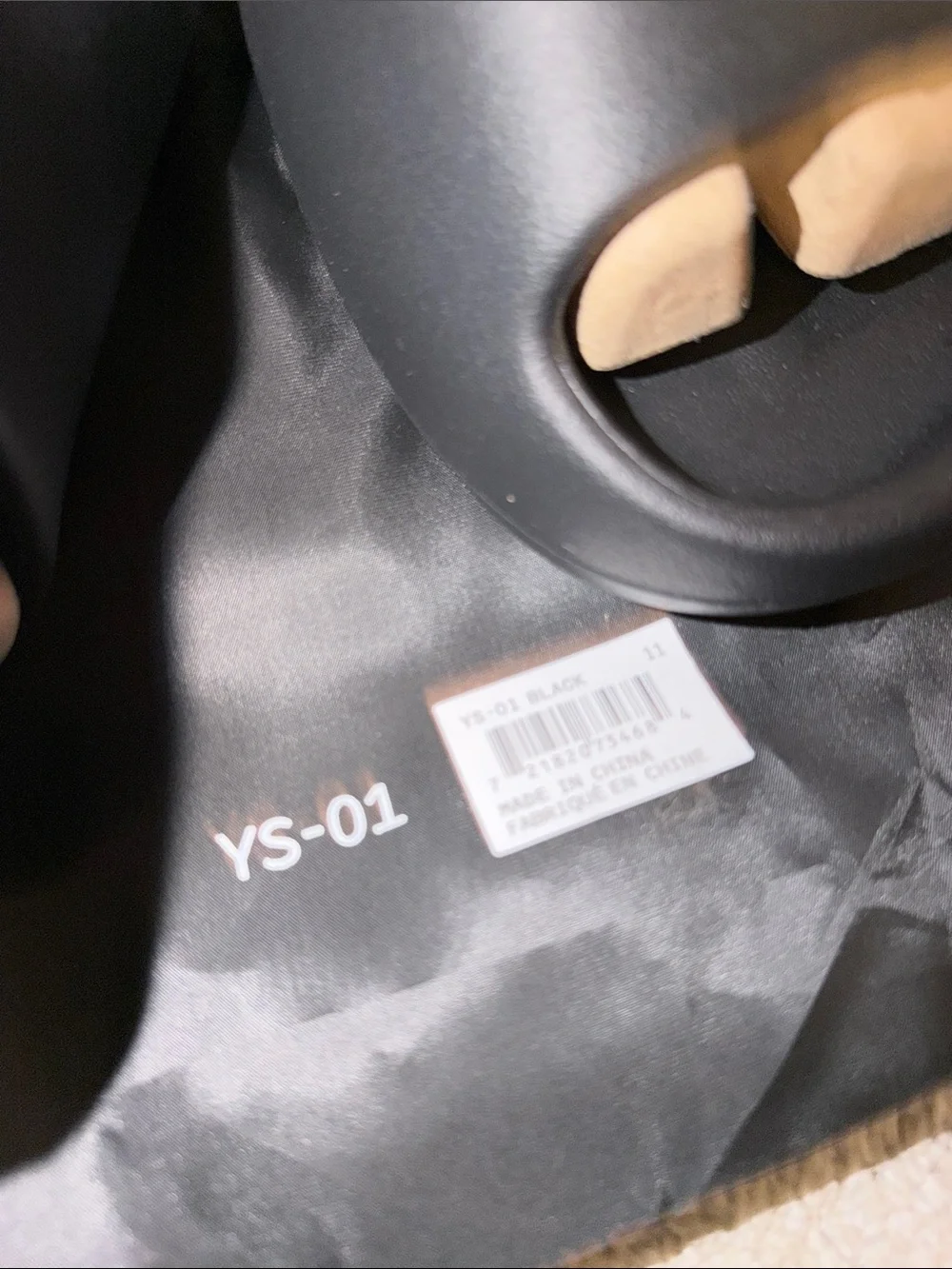 ys-01 comfortable black
